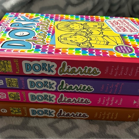 Dork Diaries Book Set #9-12 - Picture 1 of 6